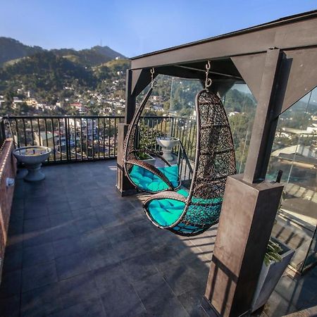 Hotel Bunk Planet Kandy Exterior foto
